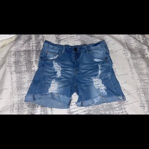 Ripped Stretch Shorts. Size L